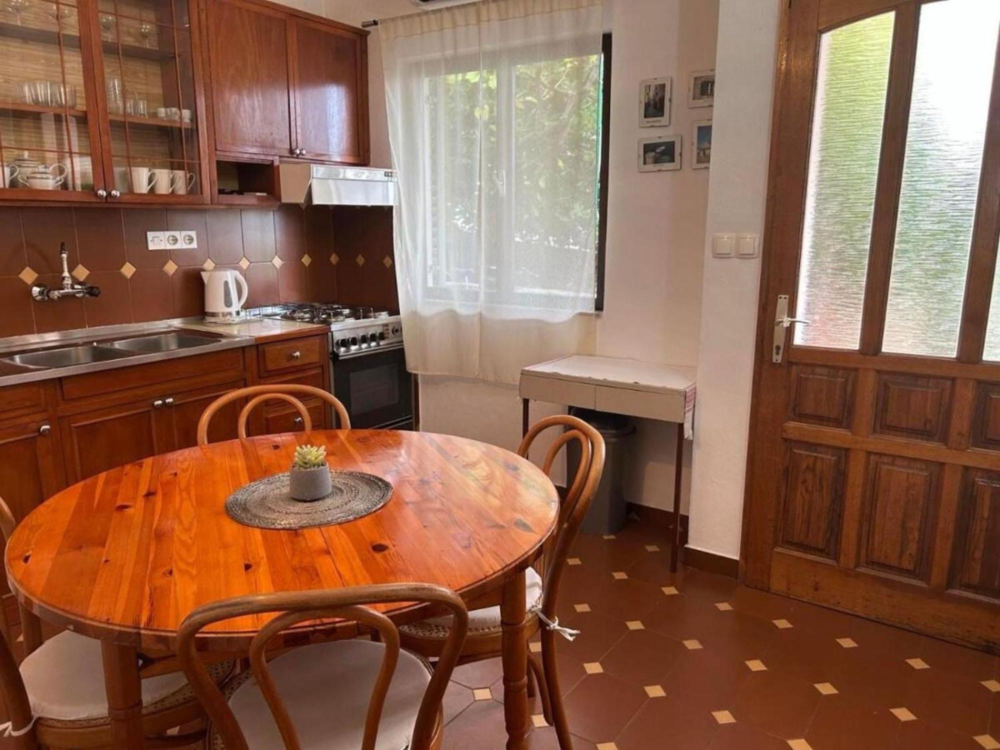 Apartments Matkov - Quite And Peaceful Location Jelsa  Esterno foto