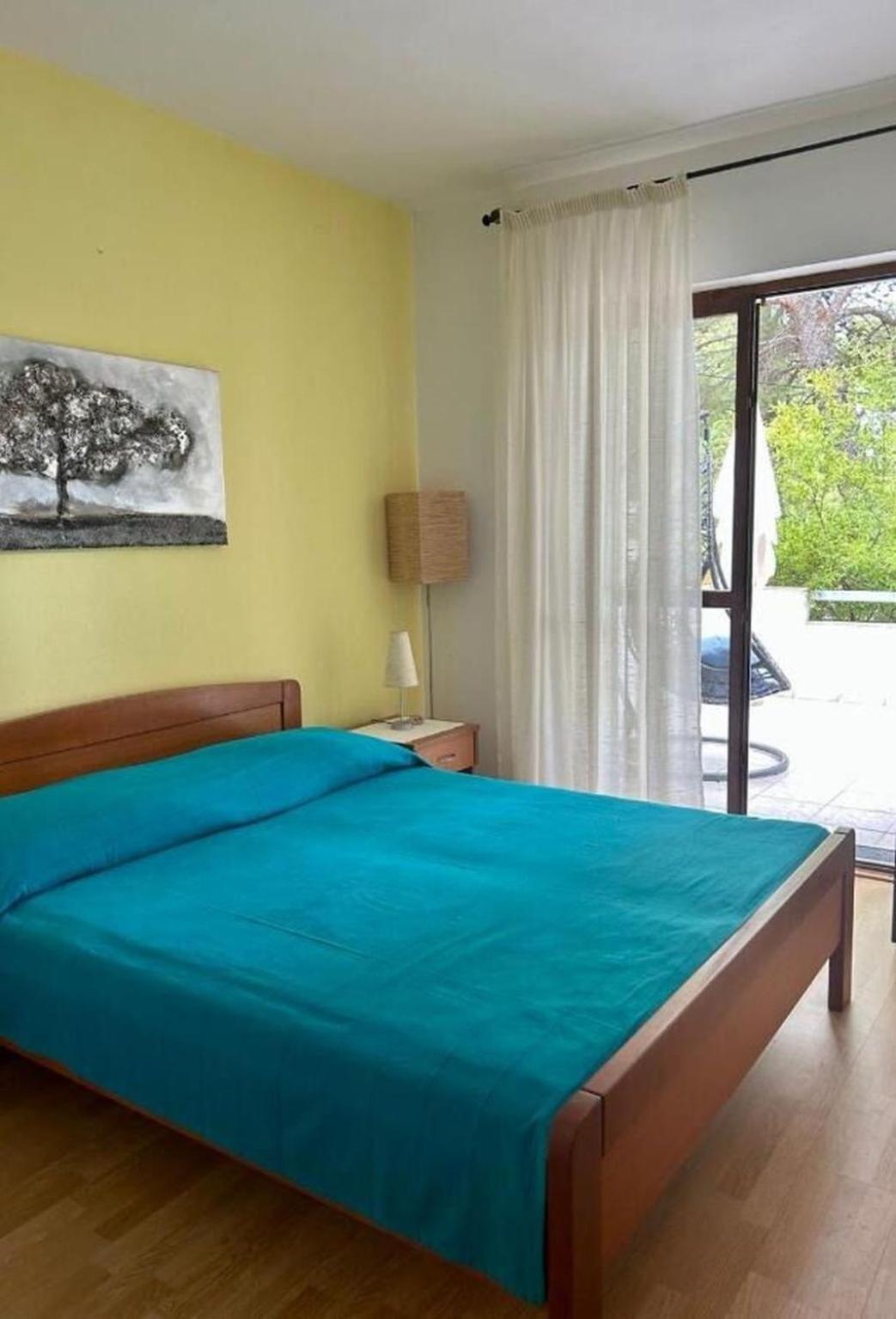 Apartments Matkov - Quite And Peaceful Location Jelsa  Esterno foto
